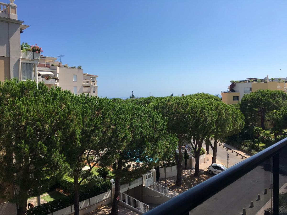 Front Beach Luxury Near Nice Airport กาญเนอ-ซูร์-แมร์ ภายนอก รูปภาพ