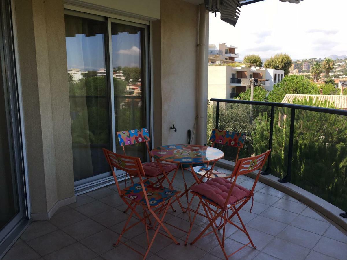 Front Beach Luxury Near Nice Airport กาญเนอ-ซูร์-แมร์ ภายนอก รูปภาพ